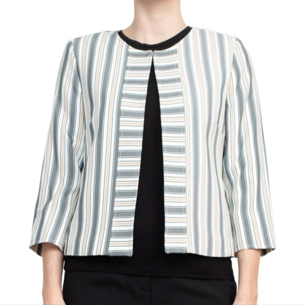 NEW. Tahari ASL Crew Neck 3/4 Sleeve Hook & Eye Stripe Print Twill Jacket
